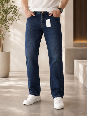 Straight Fit Denim Jeans — By Regaloz